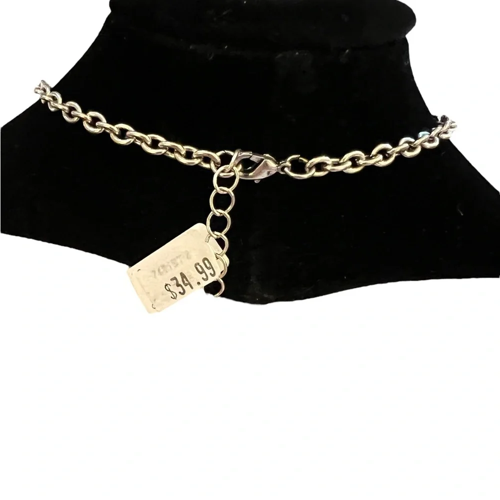 New, Areanna by Howard’s necklace set. Silver-toned metal design. Up to 22”long.